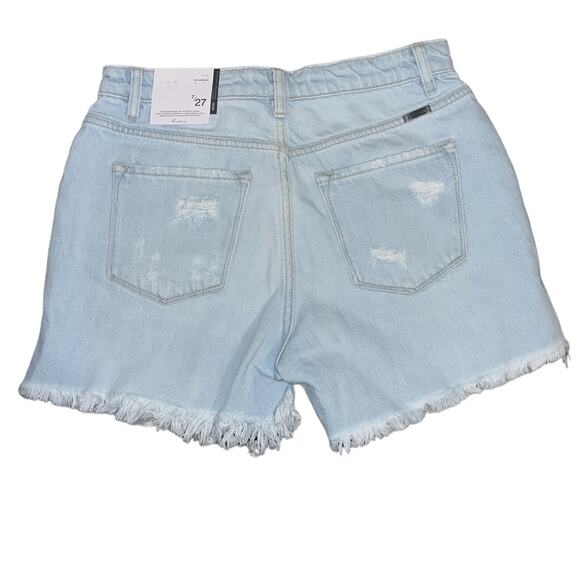 Kancan Women's High Rise Distressed Mom Shorts Light Wash Women SZ 27 - Picture 3 of 9